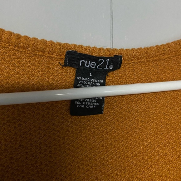 Rust sweater - Picture 3 of 3